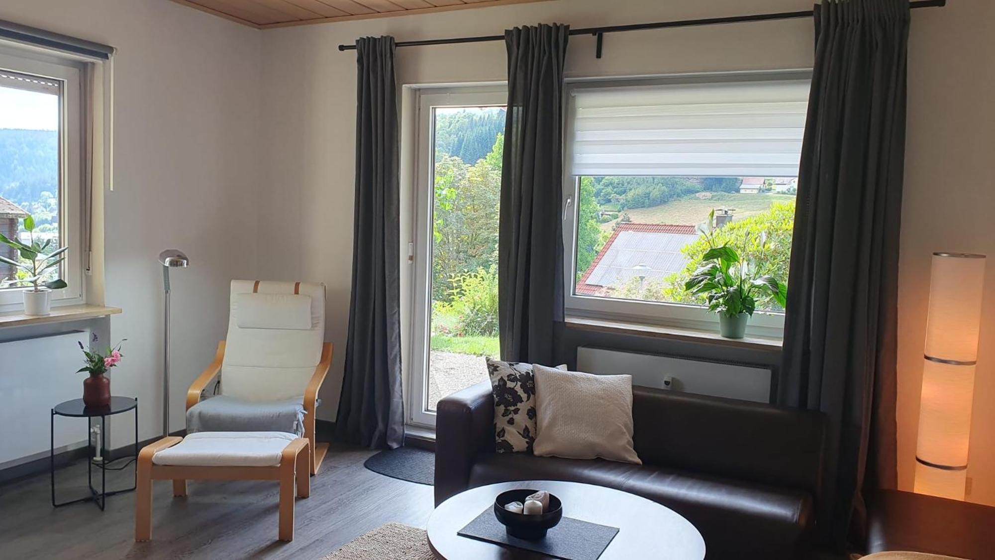 Green Hills Holiday House วาร์เมนชไตนาค ภายนอก รูปภาพ